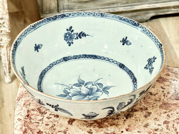 english-blue-and-white-delft-