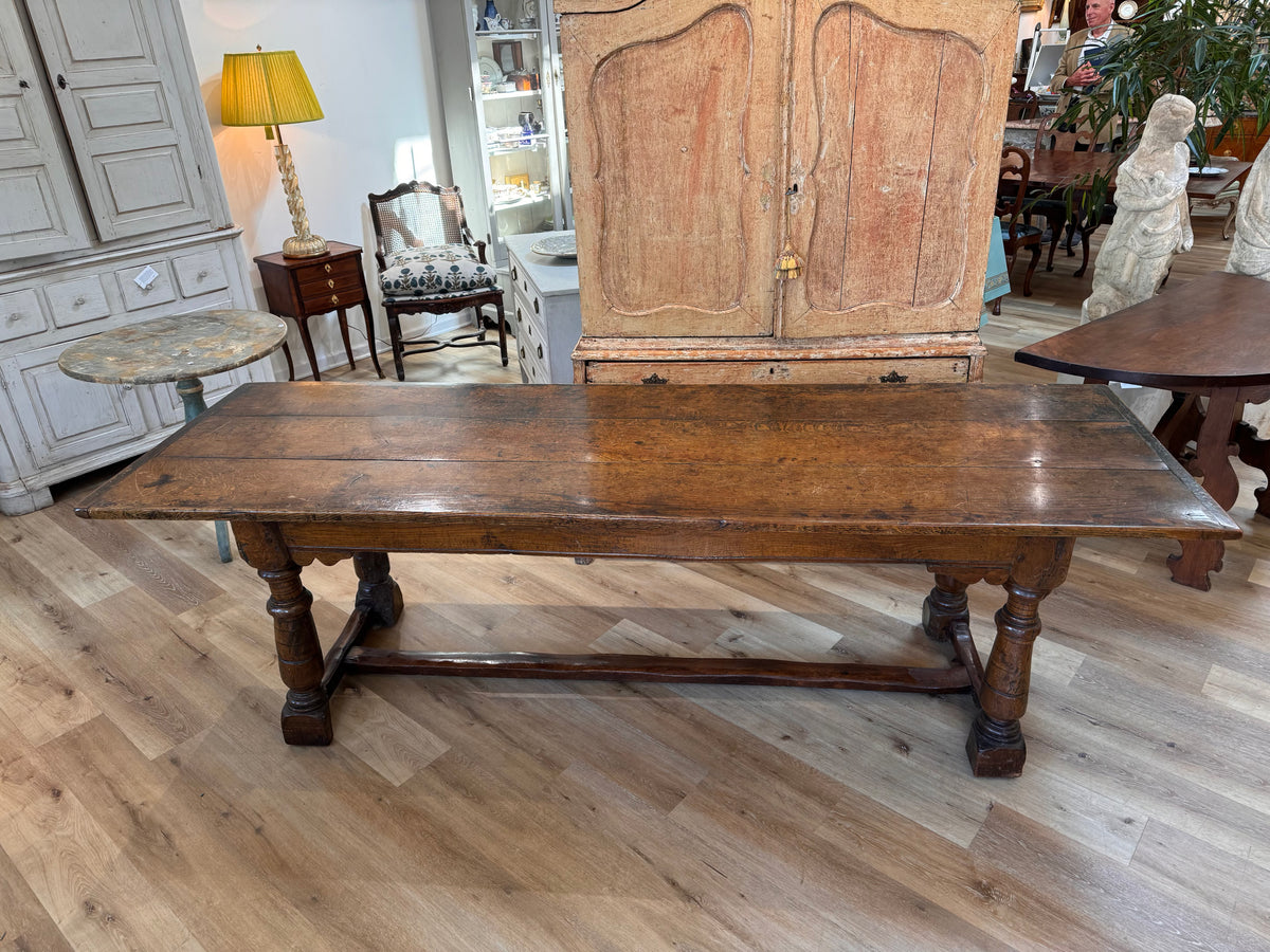 Very fine Early English carved oak dining table