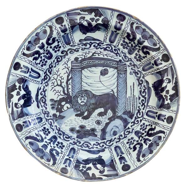 17TH CENTURY DUTCH DELFT CHARGER - Helen Storey Antiques