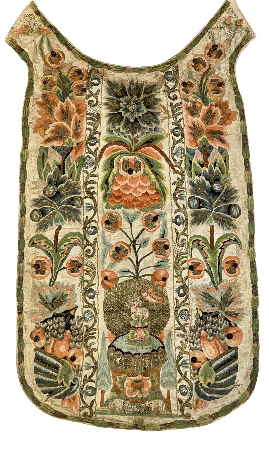 18TH CENTURY FRENCH HAND-EMBROIDERED CHASUBLE