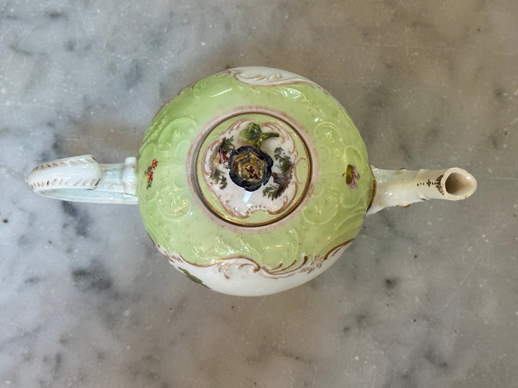 18th Century German Decorated Meissen Teapot - Helen Storey Antiques