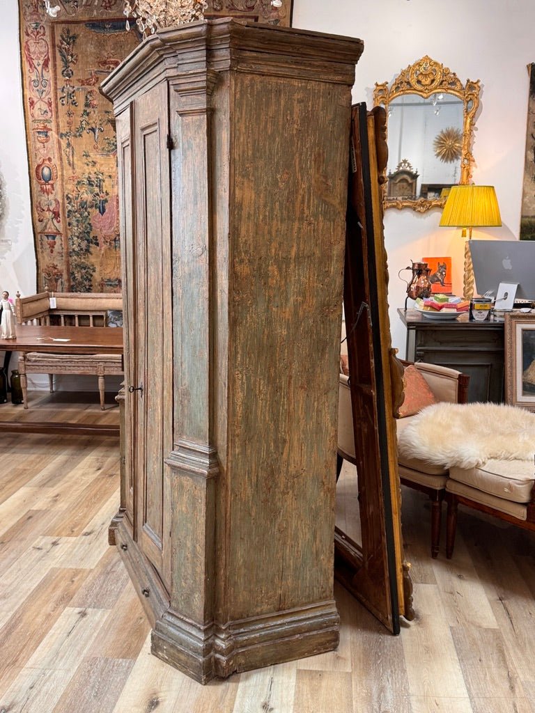 18th century Italian armoire, Tuscany - Helen Storey Antiques