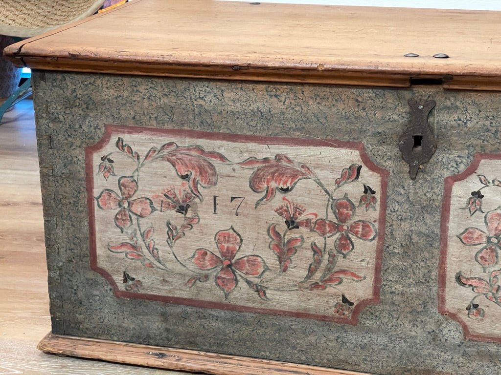 18th Century Polychrome Floral Painted Pennsylvania Blanket Chest - Helen Storey Antiques