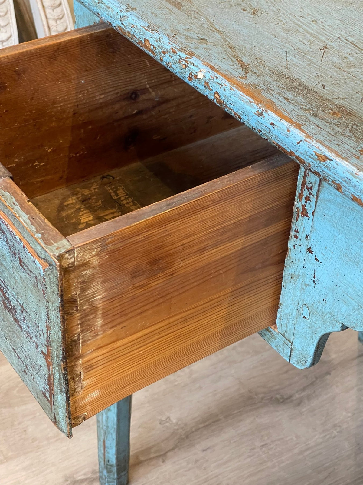 18th - early 19th CENTURY SWEDISH PINE DROP LEAF TABLE - Helen Storey Antiques