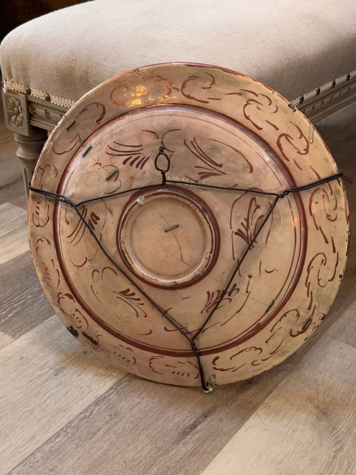 Exceptional Calamander Macassar Tilt-Top Center or Dining Table.  C. 1810