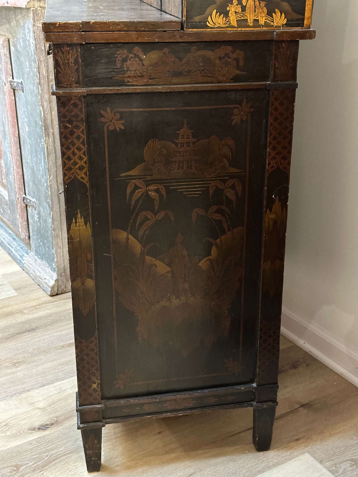 Regency Black Painted and Parcel-Gilt Chinoiserie Decorated Side Cabinet