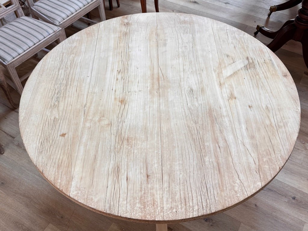 Biedermeier fruitwood tilt top round breakfast table, 19th c - Helen Storey Antiques