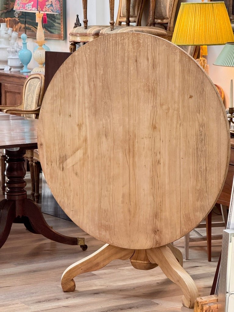 Biedermeier fruitwood tilt top round breakfast table, 19th c - Helen Storey Antiques