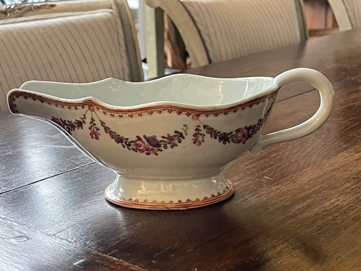 CHINESE EXPORT FAMILLE ROSE PLATTER &amp; MATCHING SAUCE BOAT - Helen Storey Antiques