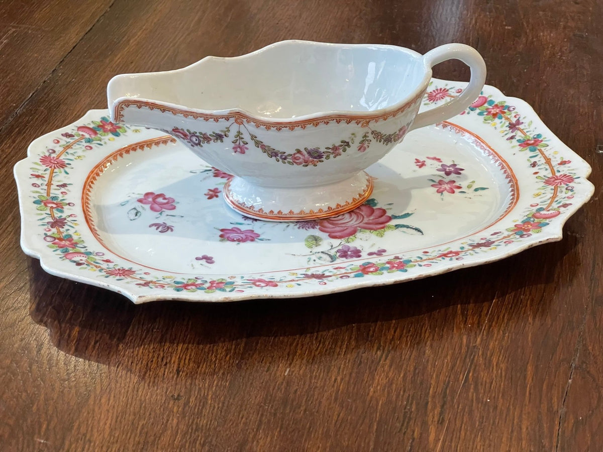 CHINESE EXPORT FAMILLE ROSE PLATTER &amp; MATCHING SAUCE BOAT - Helen Storey Antiques