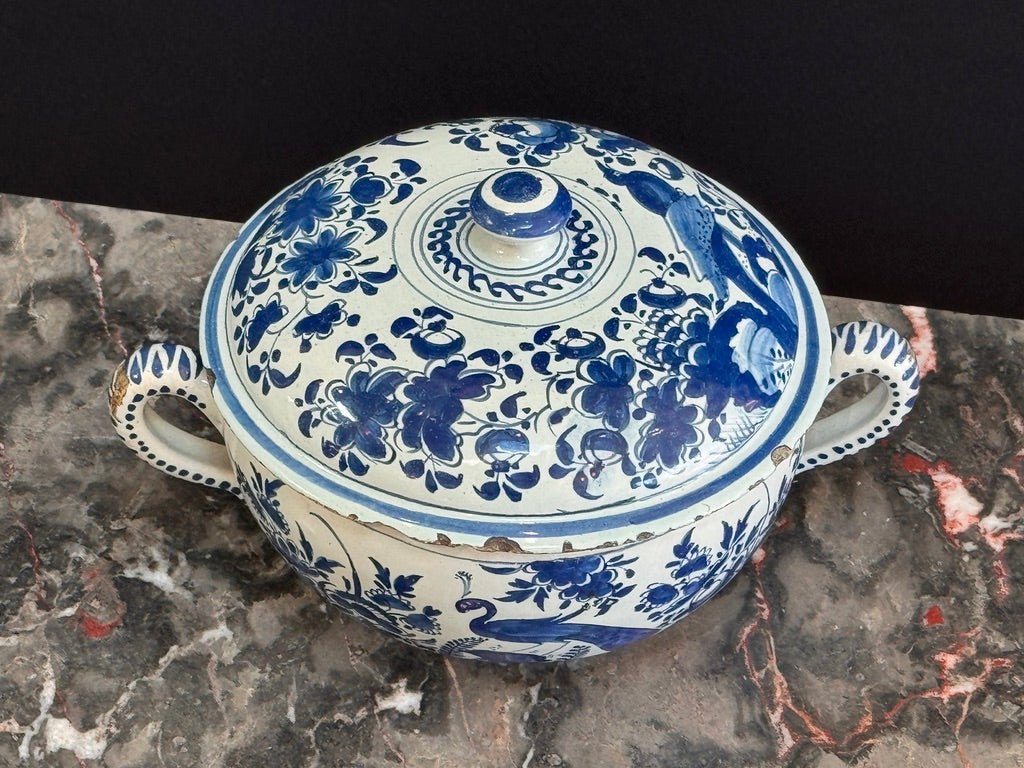 Dutch Delft posset pot and cover, late 18th Century - Helen Storey Antiques