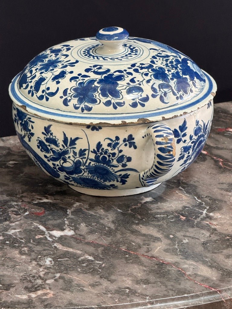 Dutch Delft posset pot and cover, late 18th Century - Helen Storey Antiques