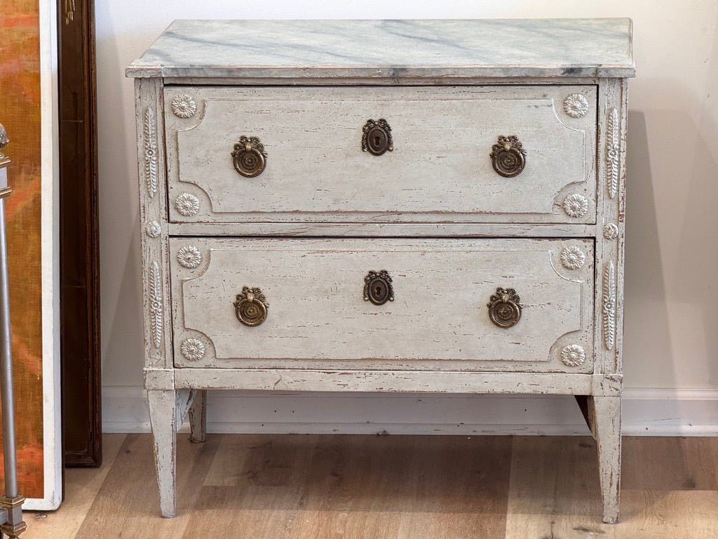 Elegant, small, 19th century Swedish Gustavian commode - Helen Storey Antiques