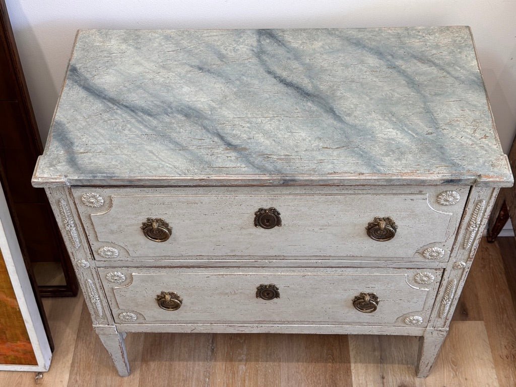 Elegant, small, 19th century Swedish Gustavian commode - Helen Storey Antiques