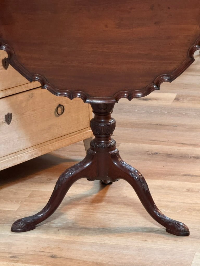 English Chippendale Mahogany Tilt - Top Table, 18th Century - Helen Storey Antiques