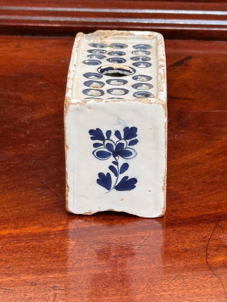 English Delft Flower brick, c. 1760, Floral decoration - Helen Storey Antiques