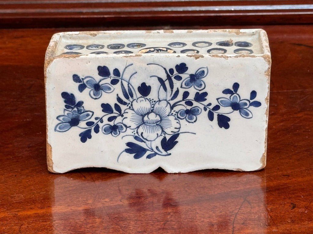 English Delft Flower brick, c. 1760, Floral decoration - Helen Storey Antiques