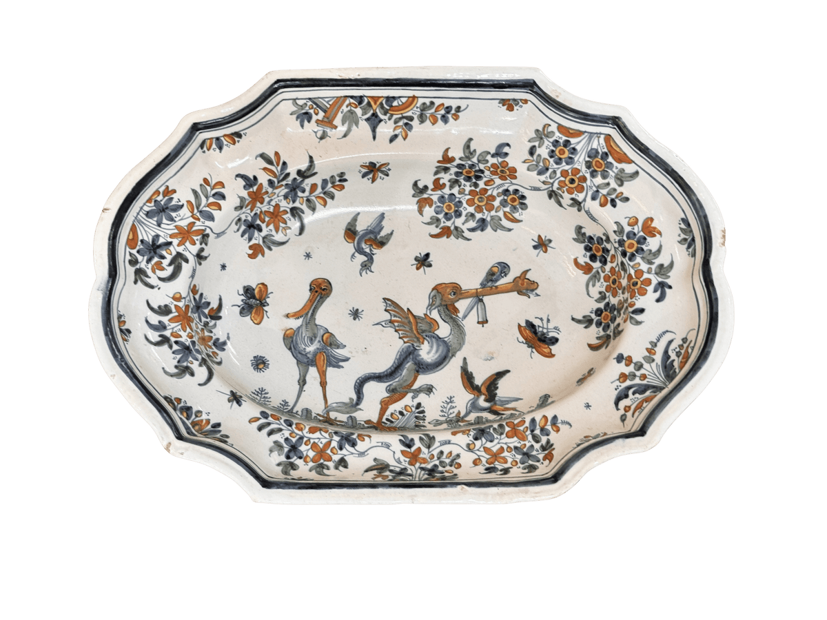 Faience Chinoiserie Dish Alcora Spain, c. 1735-1760 - Helen Storey Antiques