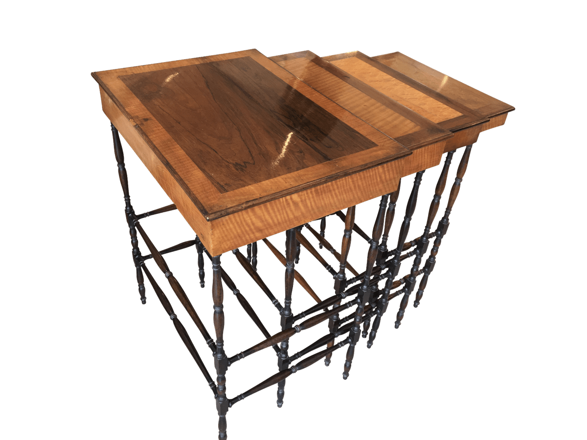 Fine Regency Set of Nesting Tables - Specimen Tables by Gillows of Lancaster & London