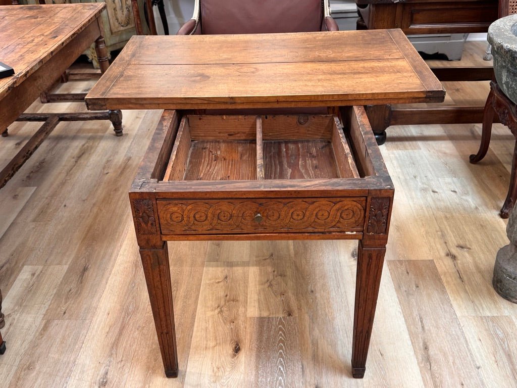 French Louis XVI Folding table, late 18th century, walnut - Helen Storey Antiques
