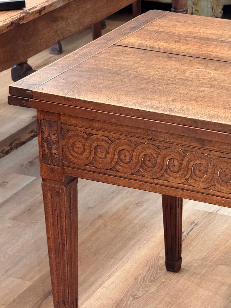 French Louis XVI Folding table, late 18th century, walnut - Helen Storey Antiques