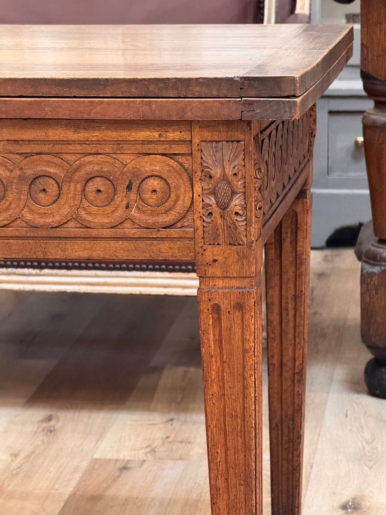 French Louis XVI Folding table, late 18th century, walnut - Helen Storey Antiques