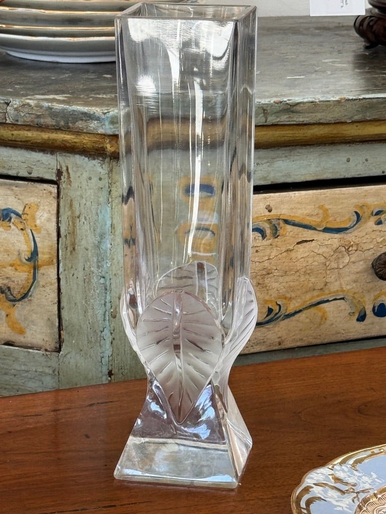 Lalique &quot;Broceliande&quot; clear crystal vase, 20th Century - Helen Storey Antiques