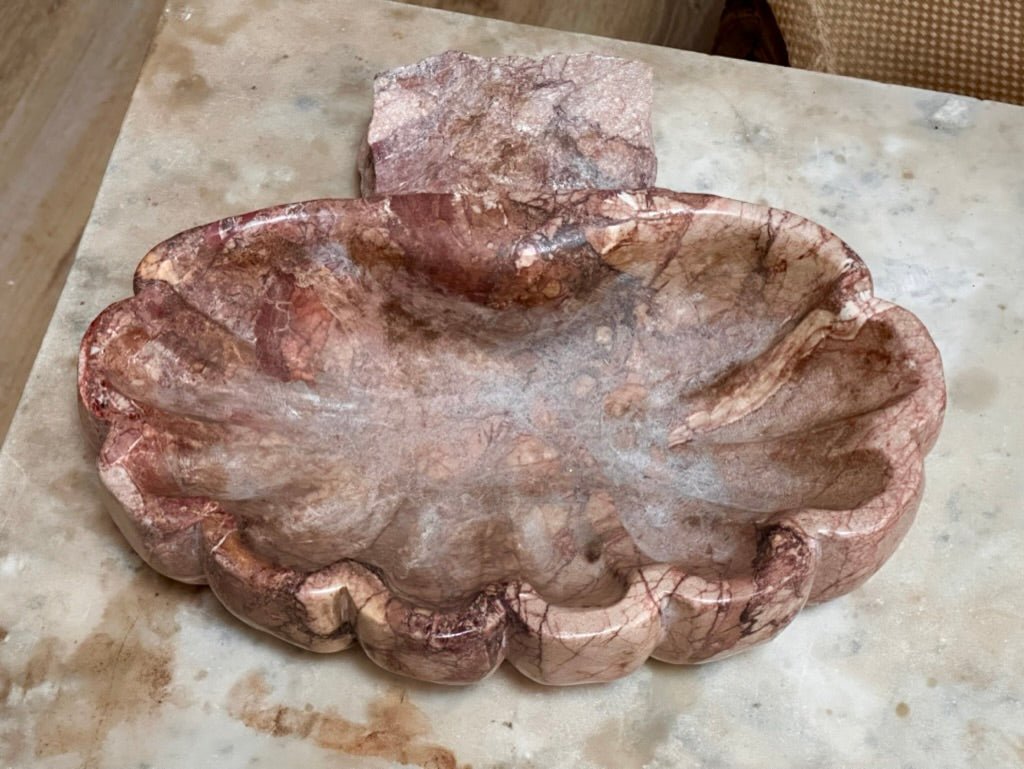 Lovely Italian Shell - Form Blush Marble Font - Helen Storey Antiques