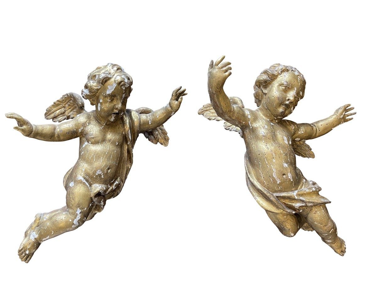 PAIR OF ITALIAN BAROQUE CARVED PUTTI, 18TH CENTURY - Helen Storey Antiques