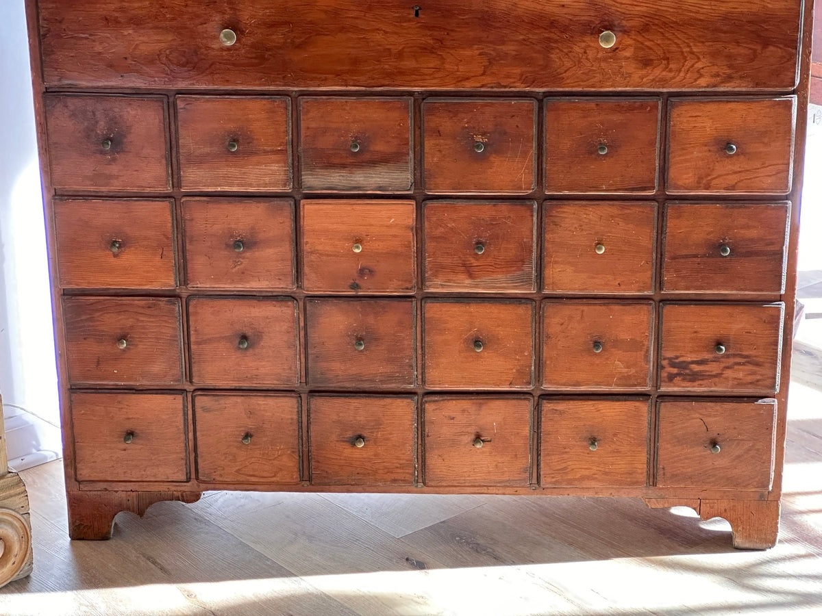 Rare Virginia, Richmond School, Yellow Pine Apothecary Cupboard, 1790 - 1820 - Helen Storey Antiques