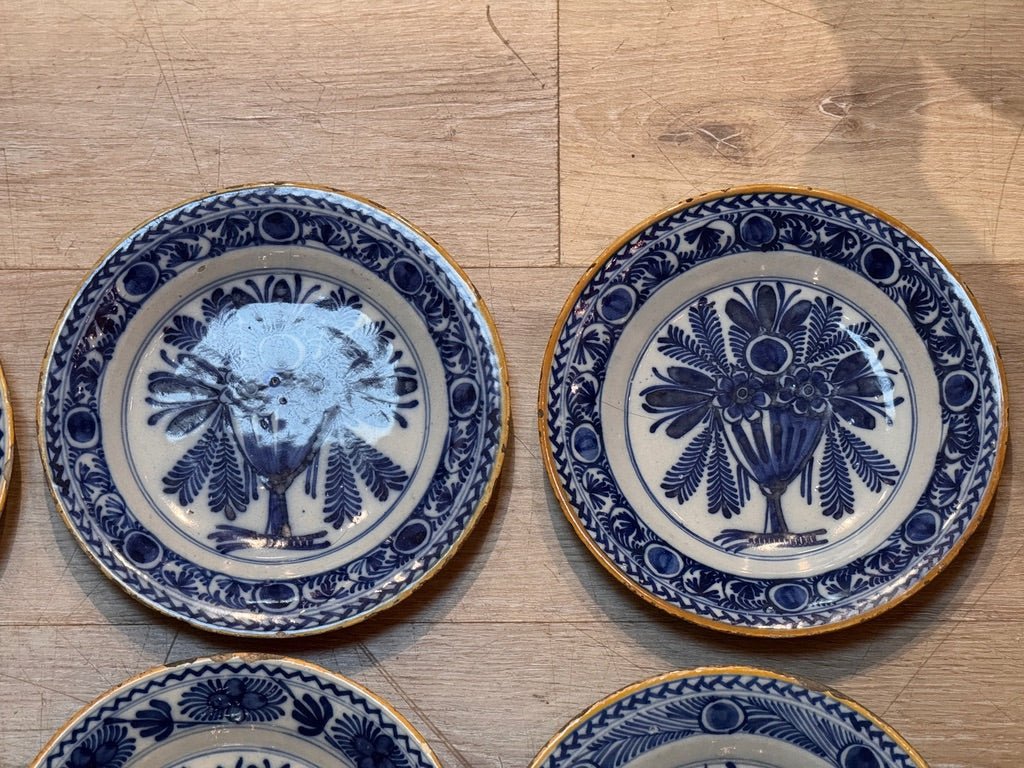 Set of 12 Delft tin-glazed blue and white plates, 18th Century - Helen Storey Antiques