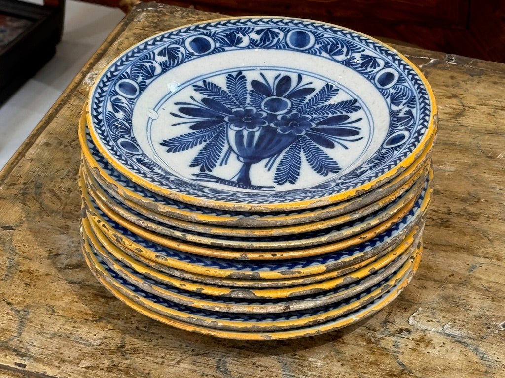 Set of 12 Delft tin-glazed blue and white plates, 18th Century - Helen Storey Antiques
