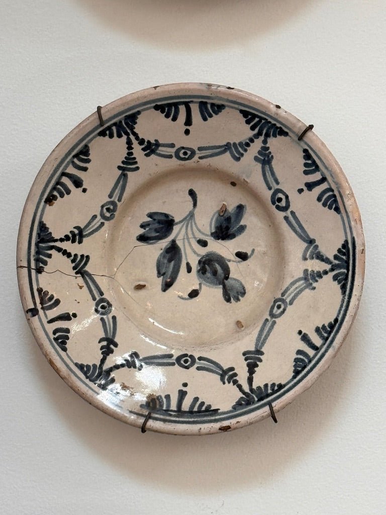 Set of Four Rare Spanish Tin-Glazed plates 18th C. - Helen Storey Antiques
