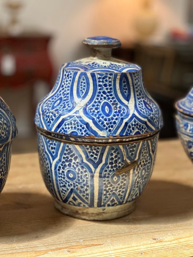 Set of Three Early Blue and White 19th Century Moroccan Tureens with Lids - Helen Storey Antiques