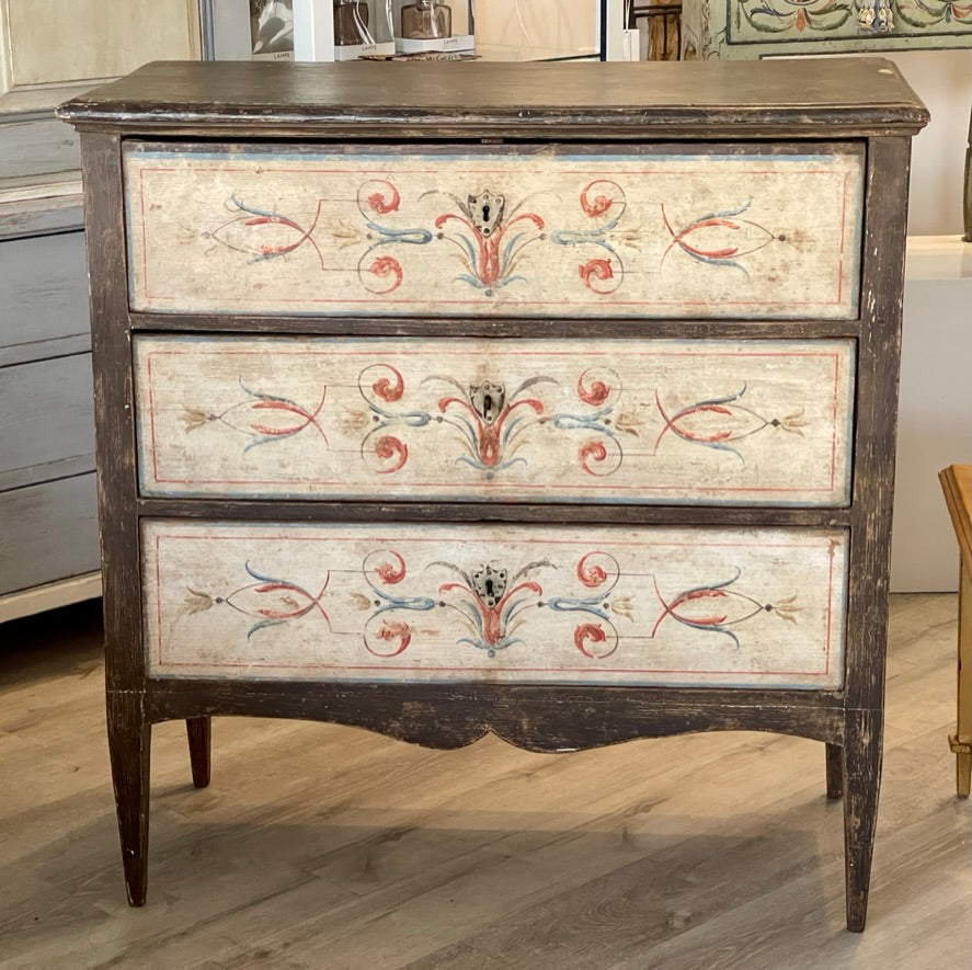 Swedish Chest of Drawers, early 19th Century, Charming Original paint