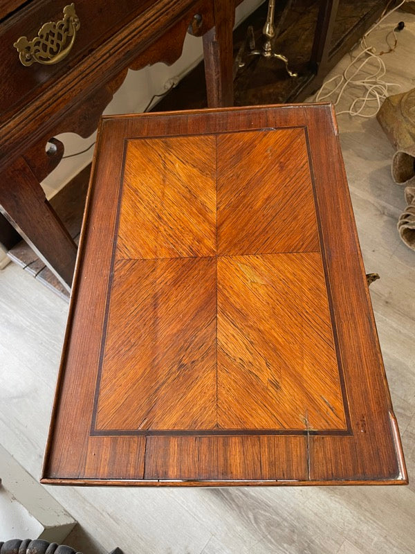 FINE 19TH CENTURY LOUIS XV STYLE FRENCH PARQUETRY TABLE