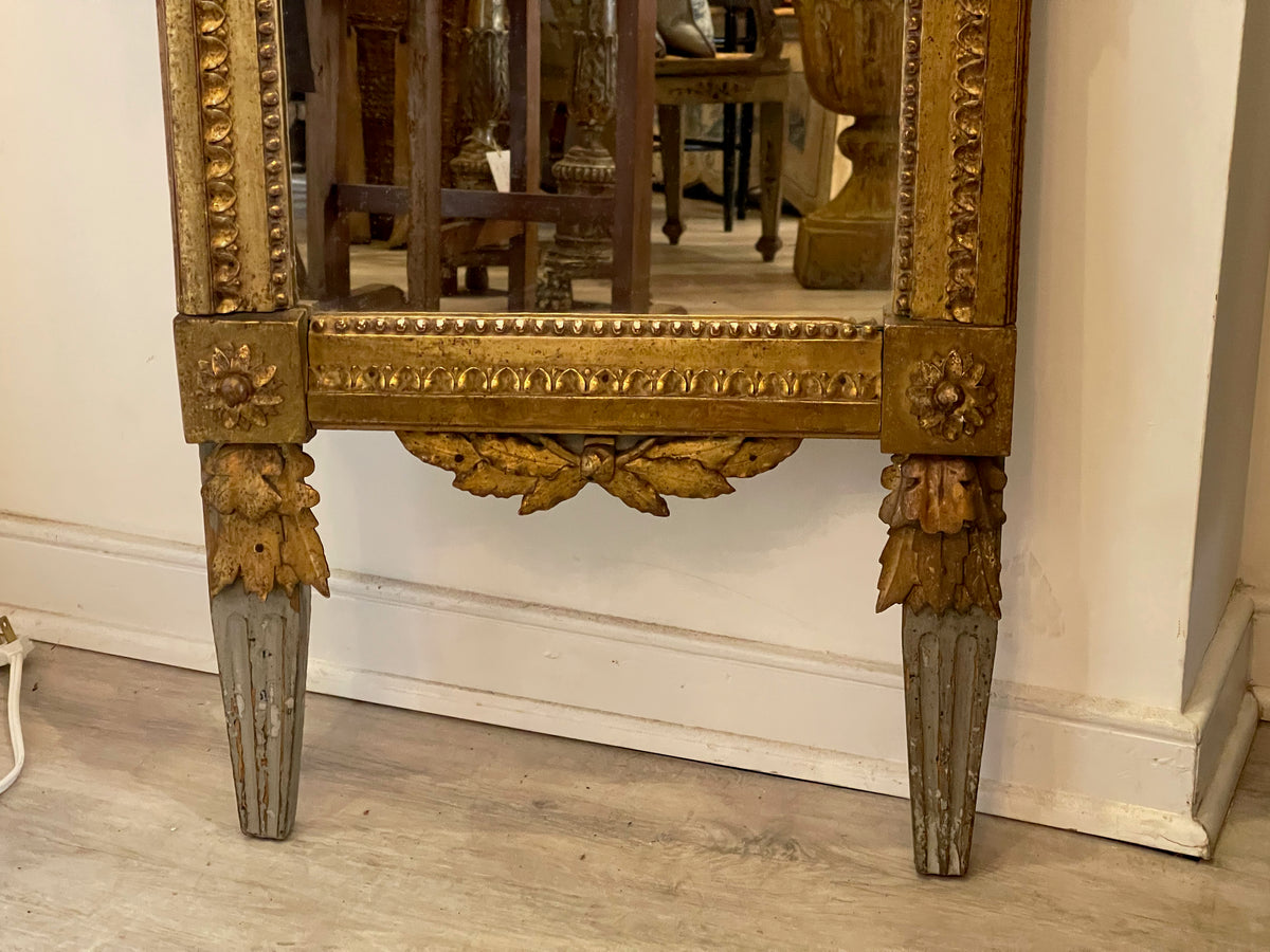 18TH CENTURY FRENCH PROVINCIAL CARVED &amp; GILDED MIRROR
