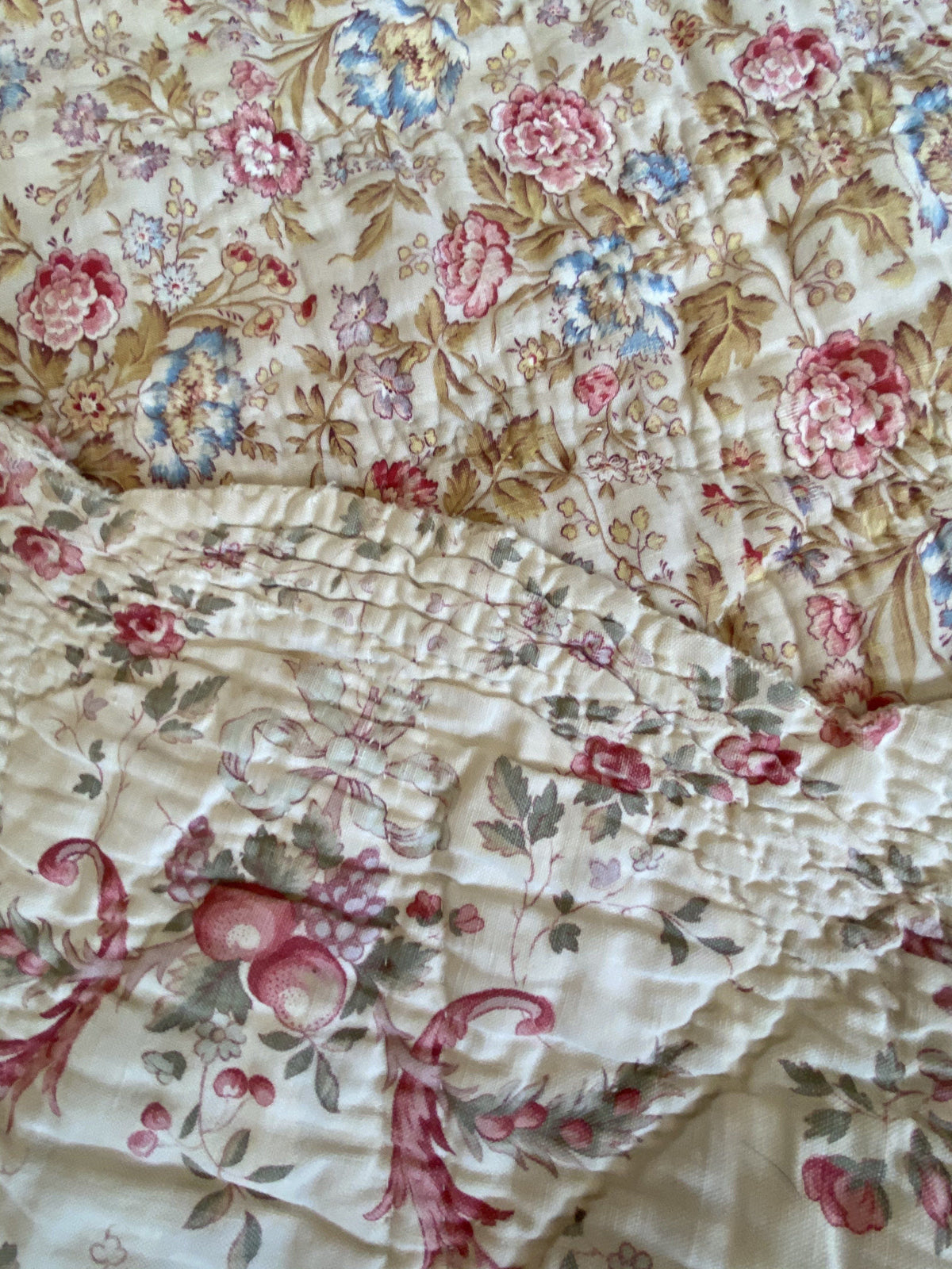 Stunning Boutis Pique, French Provincial Quilt, Belle Epoque